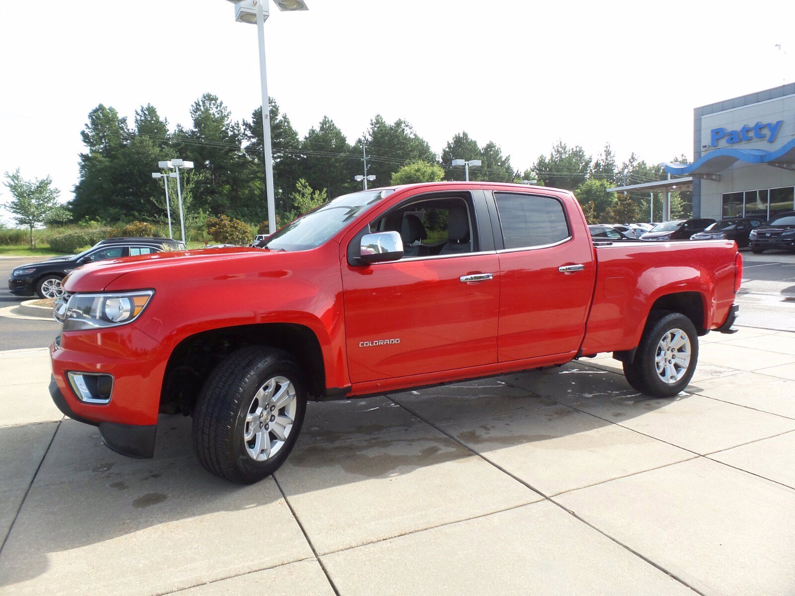 Pre-Owned 2018 Chevrolet Colorado 2WD LT RWD Crew Cab Pickup