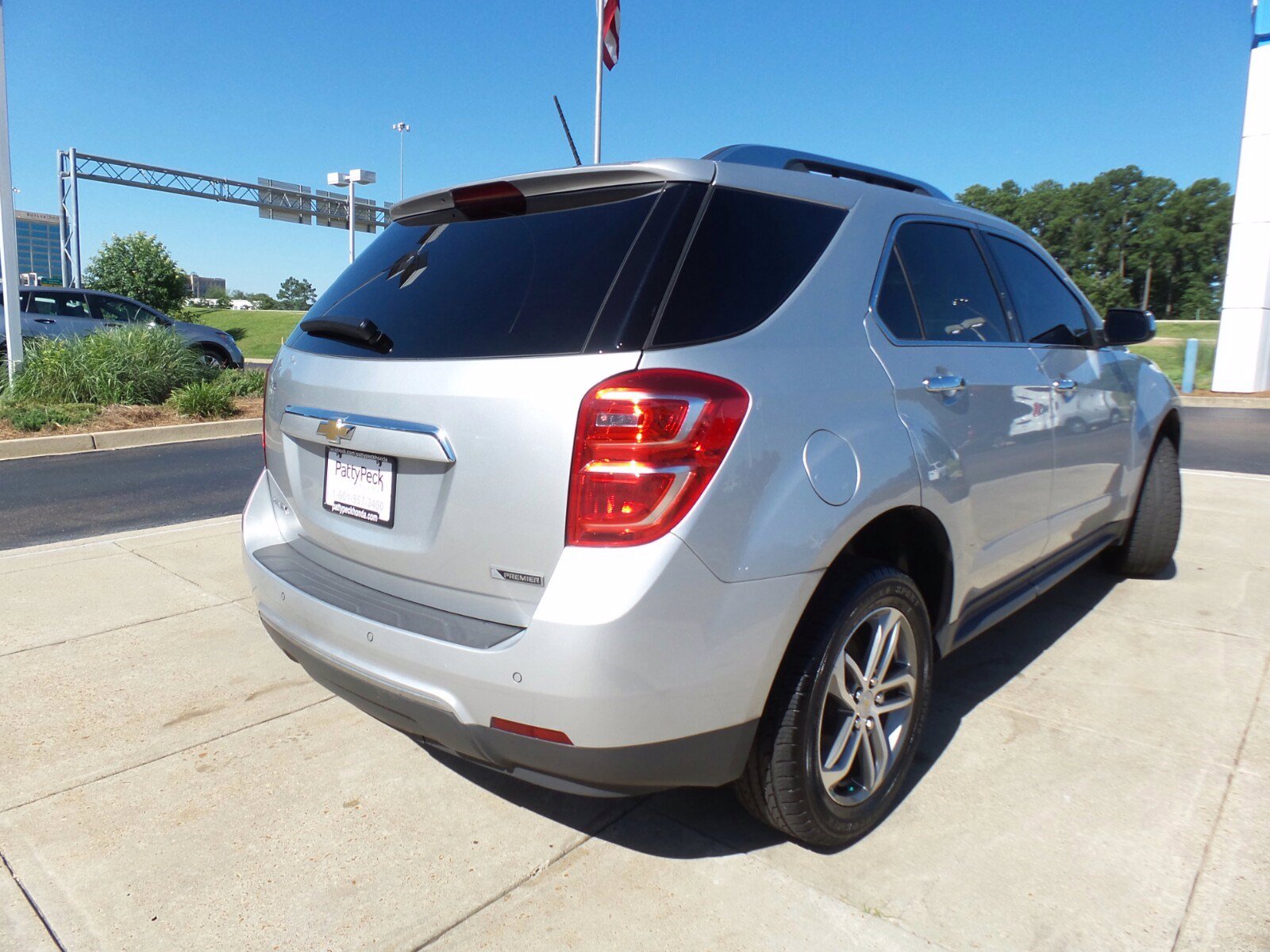 Pre-Owned 2017 Chevrolet Equinox Premier FWD Sport Utility